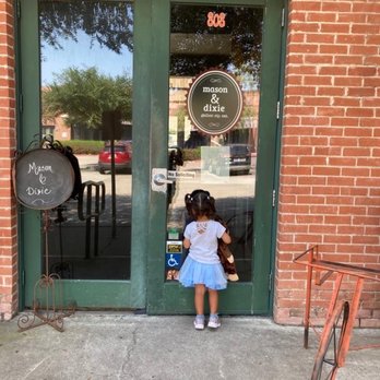 Mason & Dixie - Great service and food that my kiddo didn't want to leave - Southern Near Me - Grapevine, Texas Mason & Dixie - Great service and food that my kiddo didn't want to leave - Southern Near Me - Grapevine, Texas