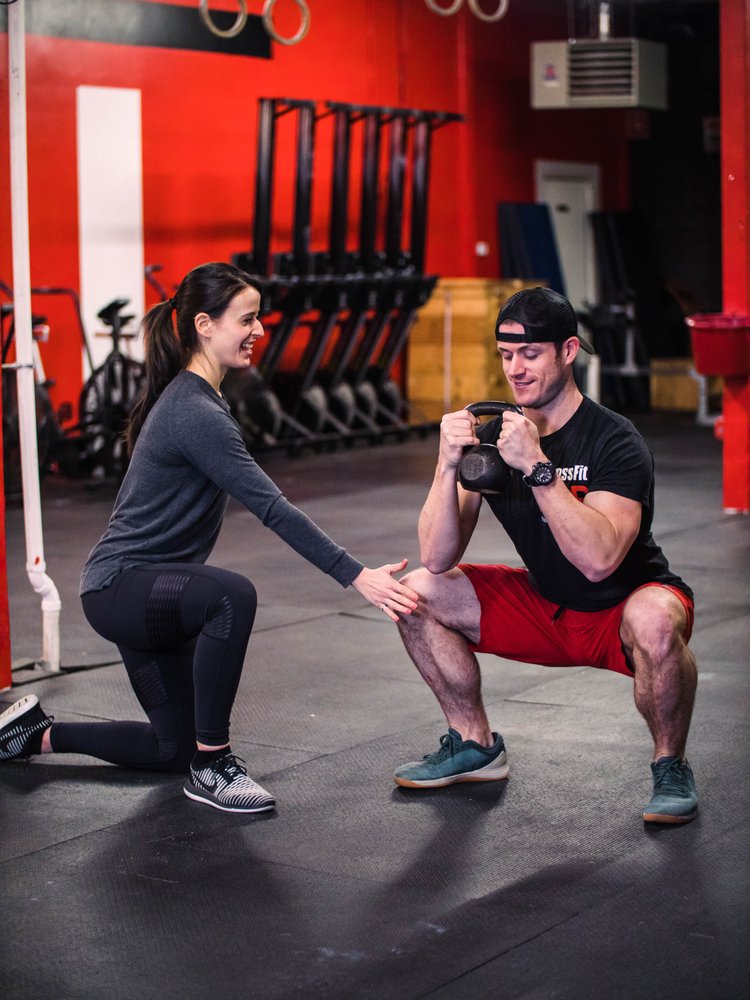 Training with Vivian Logo