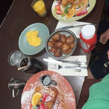 Berkeley Social Club - Breakfast & Brunch Near Me - Berkeley, California Berkeley Social Club - Breakfast & Brunch Near Me - Berkeley, California