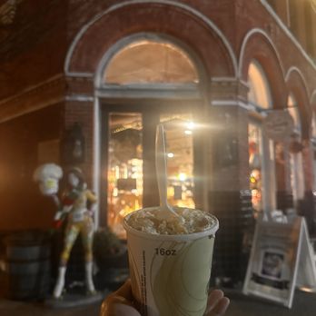 The Culinary Room - Banana Pudding - Desserts Near Me - Lockhart, Texas
