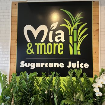 Mía 102 - Cute interior - Juice Bars & Smoothies Near Me - Portland, Oregon Mía 102 - Cute interior - Juice Bars & Smoothies Near Me - Portland, Oregon