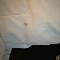 Fairbridge Inn & Suites - Stain on the comforter