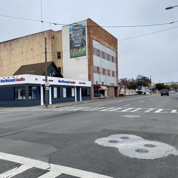 City of Eureka - 02.19.22 U.S. North 101 cuts through the City of Eureka - Municipality Near Me - Eureka, California