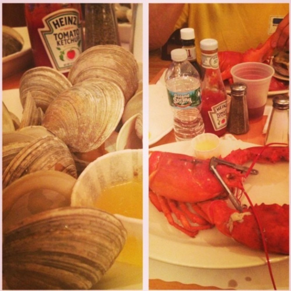 Pub 199 - 2 dozen clams, 1.5 oz lobster, baked potato.. $22? What?! - Steakhouses Near Me - Mount Arlington, New Jersey