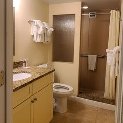 Hollywood Beach Tower - Full Bathroom