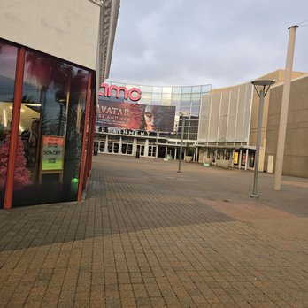 AMC Del Amo 18 - Cinema Near Me - Torrance, California AMC Del Amo 18 - Cinema Near Me - Torrance, California