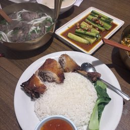 R3.Rice w.Crispy Chicken Leg- Copper Pot Beef Rib Soup Rice Noodles- R3.Rice w.Crispy Chicken Leg- Copper Pot Beef Rib Soup Rice Noodles-