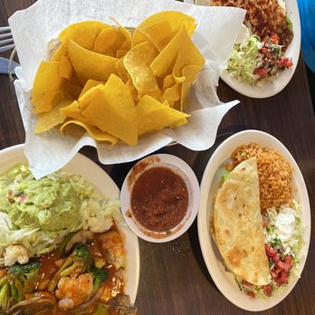 La Botana - Quesadilla, burrito, and enchiladas - Tex-Mex Near Me - Atlanta, Georgia