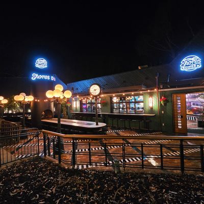 Shores Diner by null