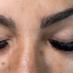 Allure Lash Bar