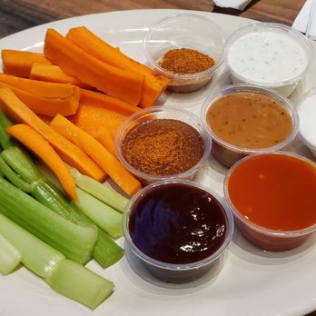 Quincy’s Potomac Bar & Grille - 20pc Wings ($29.99) - Salad Near Me - Potomac, Maryland Quincy’s Potomac Bar & Grille - 20pc Wings ($29.99) - Salad Near Me - Potomac, Maryland