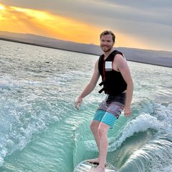 Red Wake Charters - Sunset Surfing at Sand Hollow
