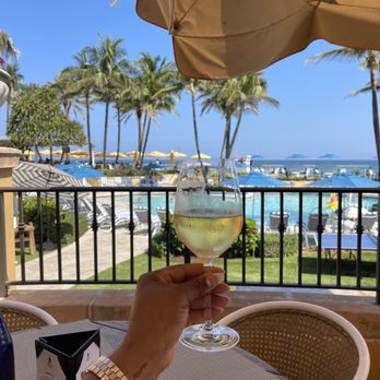 Polpo Palm Beach - Chardonnay - Italian Near Me - Manalapan, Florida Polpo Palm Beach - Chardonnay - Italian Near Me - Manalapan, Florida