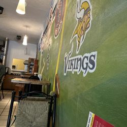 All Access Sports Bar - Mi hermama @Jennifer Wagner's favorite team.