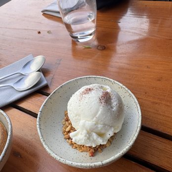 SOI - Coconut ice cream with a delicious crumble - Asian Fusion Near Me - Lisbon, 11 SOI - Coconut ice cream with a delicious crumble - Asian Fusion Near Me - Lisbon, 11