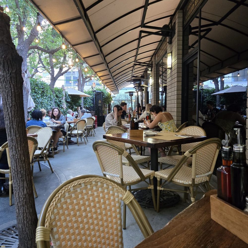 Maccheroni Republic - The outdoor patio - Italian Near Me - Los Angeles, California Maccheroni Republic - The outdoor patio - Italian Near Me - Los Angeles, California
