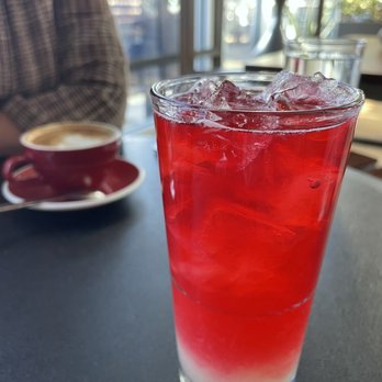 Cafecito - Hibiscus Lemonade - Argentine Near Me - Santa Fe, New Mexico
