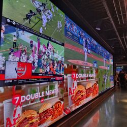 Platform Sports - Huge TV