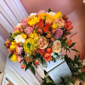 Coral Path Designs - Florists Near Me - Burbank, California Coral Path Designs - Florists Near Me - Burbank, California