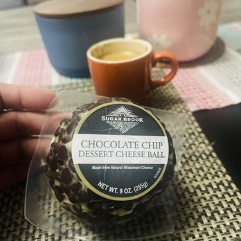 Eau Claire Cheese And Deli - Cheese Shops Near Me - Eau Claire, Wisconsin