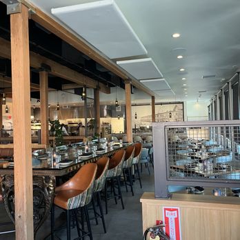 Trani's Dockside Station - Seafood Near Me - San Pedro, California