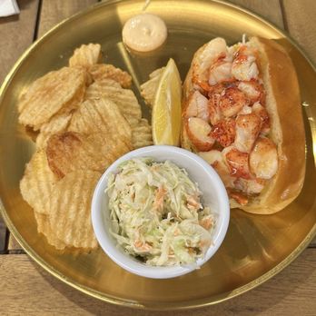 Royal Lobster - Lobster sandwich - Seafood Near Me - Honolulu, Hawaii Royal Lobster - Lobster sandwich - Seafood Near Me - Honolulu, Hawaii