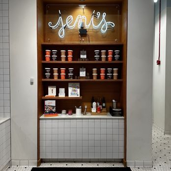 Jeni's Splendid Ice Creams - Ice Cream & Frozen Yogurt Near Me - Chicago, Illinois Jeni's Splendid Ice Creams - Ice Cream & Frozen Yogurt Near Me - Chicago, Illinois