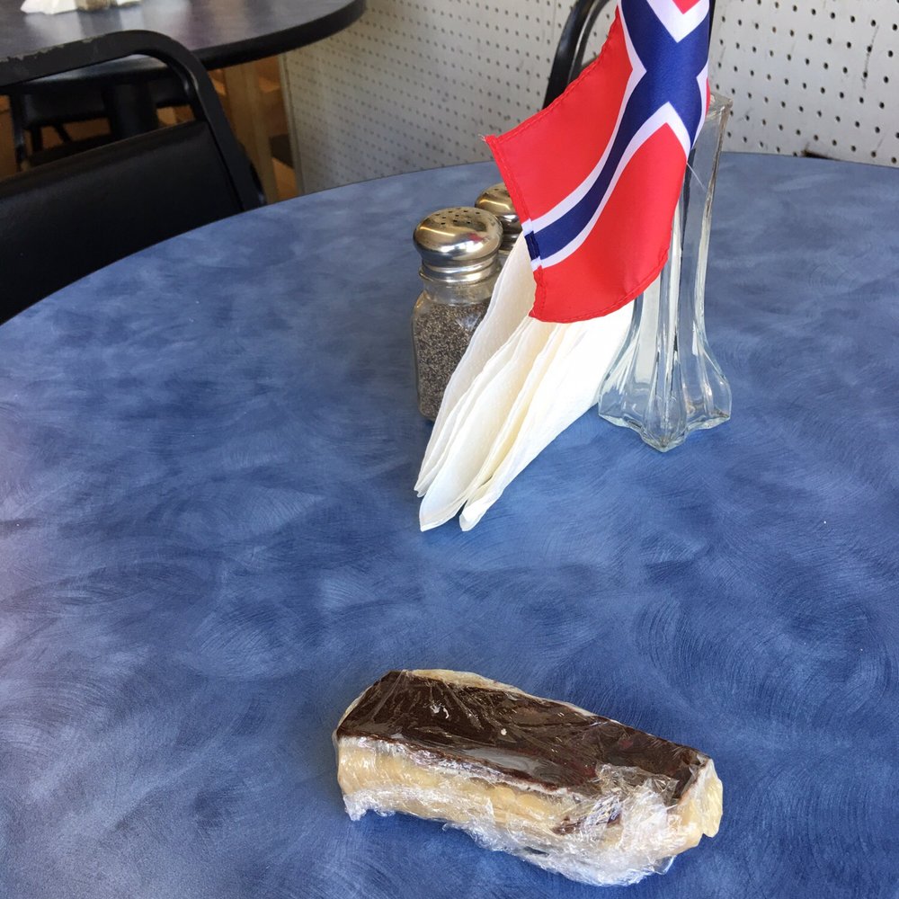 Old Dutch Store - This shortbread cookie nearly rotted my teeth. Very crumbly and very, very sweet. - Cheese Shops Near Me - Salt Lake City, Utah