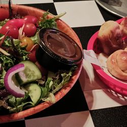 Large salad and garlic knots