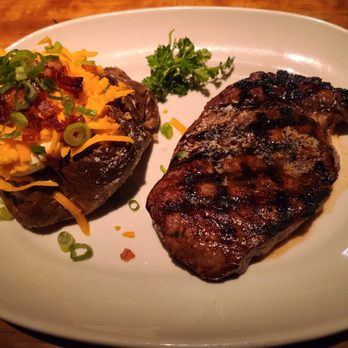 Houston's Restaurant - Hawaiian steak and loaded baked potatoe! - Steakhouses Near Me - Pasadena, California Houston's Restaurant - Hawaiian steak and loaded baked potatoe! - Steakhouses Near Me - Pasadena, California