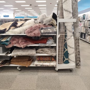 Ross Dress for Less - Department Stores Near Me - Lakeland, Florida Ross Dress for Less - Department Stores Near Me - Lakeland, Florida