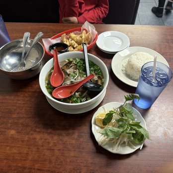 Phở Hằng Restaurant - Beef Pho, side of rice, and fried calamari. - Vietnamese Near Me - Roseville, California Phở Hằng Restaurant - Beef Pho, side of rice, and fried calamari. - Vietnamese Near Me - Roseville, California