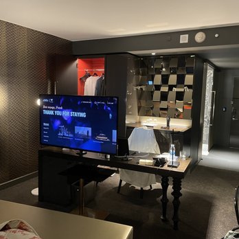 W Philadelphia - Hotels Near Me - Philadelphia, Pennsylvania