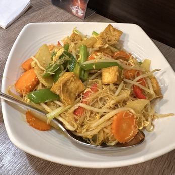 My Thai Cuisine - 38. Singapore Noodles - Thai Near Me - Tracy, California My Thai Cuisine - 38. Singapore Noodles - Thai Near Me - Tracy, California