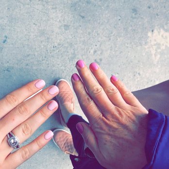 Natural Nails - Nail Salons Near Me - Kill Devil Hills, North Carolina