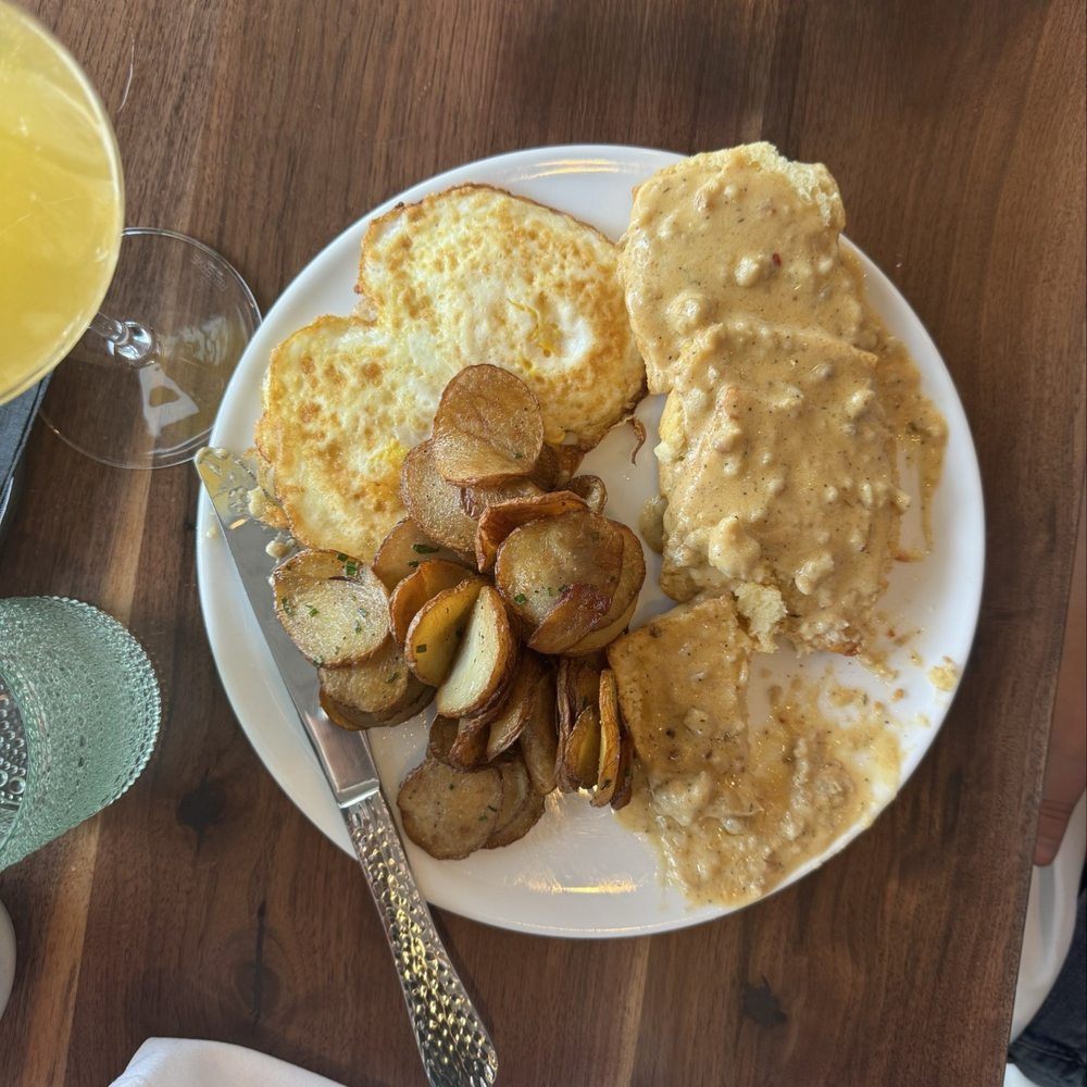 Biscuits n Gravy