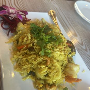Thai House Noodle Soup - Pineapple fried rice - Noodles Near Me - Santa Rosa, California Thai House Noodle Soup - Pineapple fried rice - Noodles Near Me - Santa Rosa, California