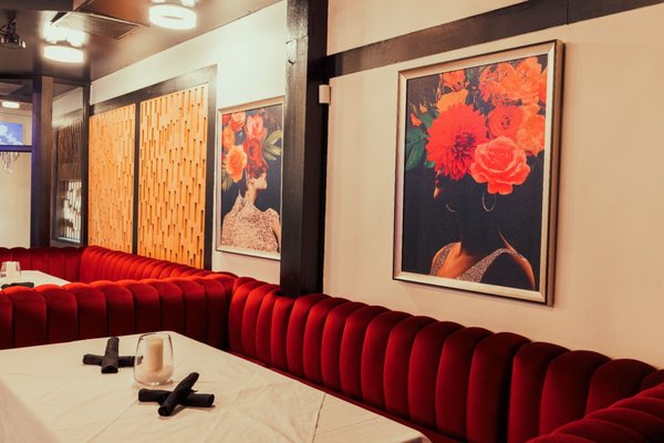 Influence Restaurant and Lounge by null