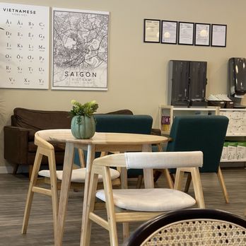 Vinhouse Tea & Coffee - Gerber - Inside modern decor - Coffee & Tea Near Me - Sacramento, California Vinhouse Tea & Coffee - Gerber - Inside modern decor - Coffee & Tea Near Me - Sacramento, California