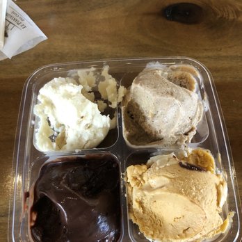 Café Arnone - Gelato flight - Gelato Near Me - Fairlawn, Ohio Café Arnone - Gelato flight - Gelato Near Me - Fairlawn, Ohio
