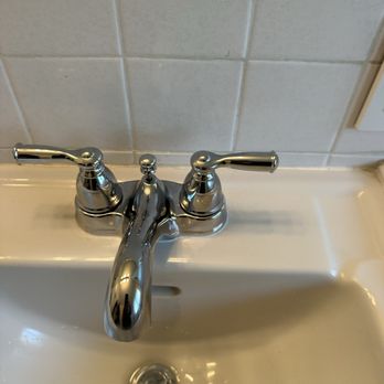 Galicia Plumbing Services - New moen bathroom sink faucet - Plumbing Near Me - Menlo Park, California Galicia Plumbing Services - New moen bathroom sink faucet - Plumbing Near Me - Menlo Park, California