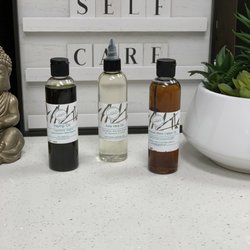 Skin & hair oils