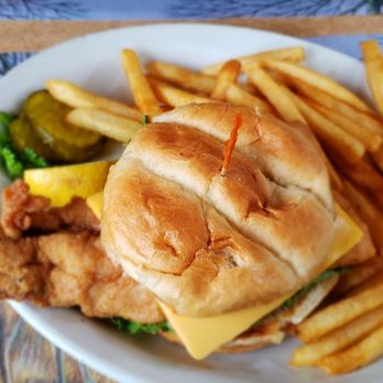Epoufette Bayview Inn - Whitefish sandwich - American Near Me - Naubinway, Michigan Epoufette Bayview Inn - Whitefish sandwich - American Near Me - Naubinway, Michigan