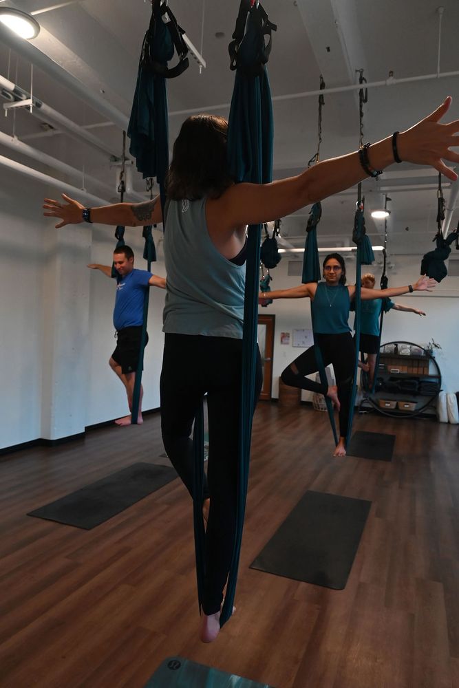 Myriad Health Fitness Logo