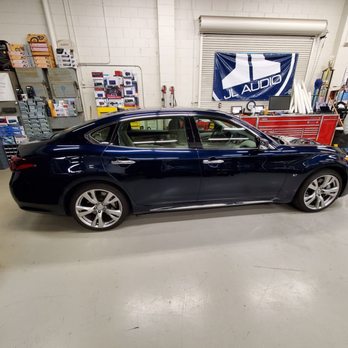 Transparent Bra - Q70L - Auto Detailing Near Me - Berkeley, California