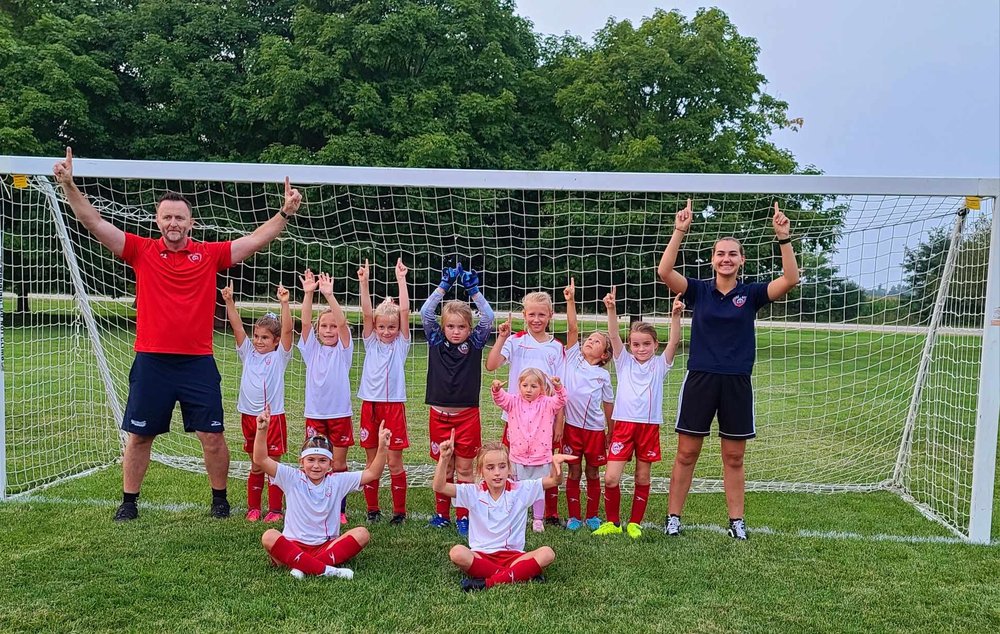 HUSSARS UNITED Updated September 2024 515 E Thacker St, Des Plaines