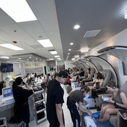 Royal Nails Spa - Busy Friday