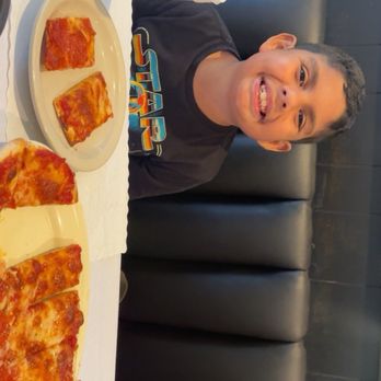 Prego Pasta House - Small pizza half cheese and half pepperoni - Italian Near Me - Dallas, Texas Prego Pasta House - Small pizza half cheese and half pepperoni - Italian Near Me - Dallas, Texas