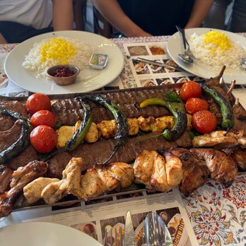 Reyhun İranian Restaurant - huge plate of meat - Persian/Iranian Near Me - Istanbul, 34 Reyhun İranian Restaurant - huge plate of meat - Persian/Iranian Near Me - Istanbul, 34