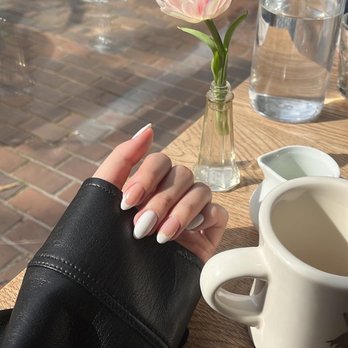 Urban Nail Box - nails by mia - Nail Salons Near Me - Seattle, Washington